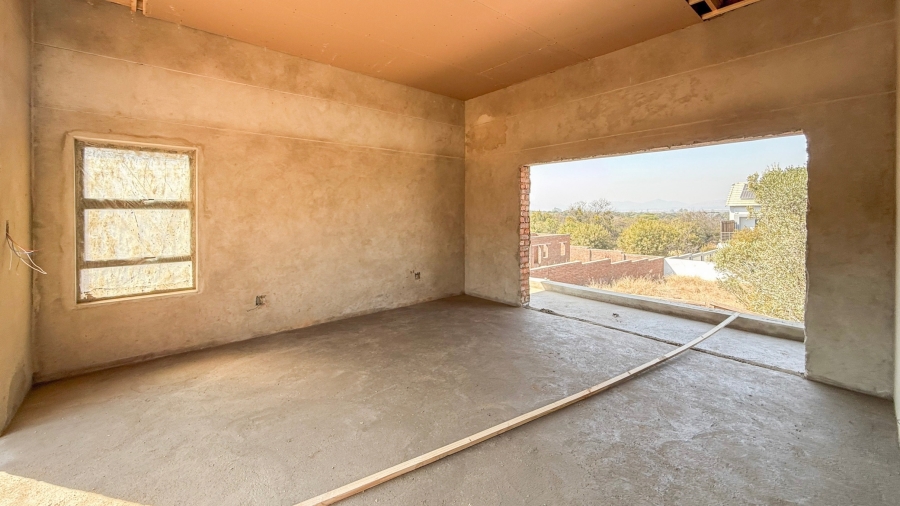 5 Bedroom Property for Sale in Leloko Lifestyle Estate North West